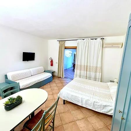 In Porto Rotondo, Outdoor Pool Apartmán