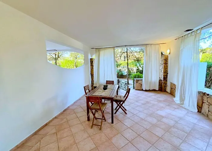 Apartamento In Porto Rotondo, Outdoor Pool *